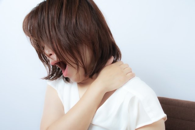 睡不好也會影響牙齦健康？牙周病與睡眠、糖尿病可能形成惡性循環