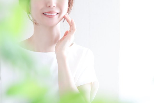 牙齒變黃怎麼改善？冷光、噴砂與居家牙齒美白怎麼選，先確認牙齒健康狀況